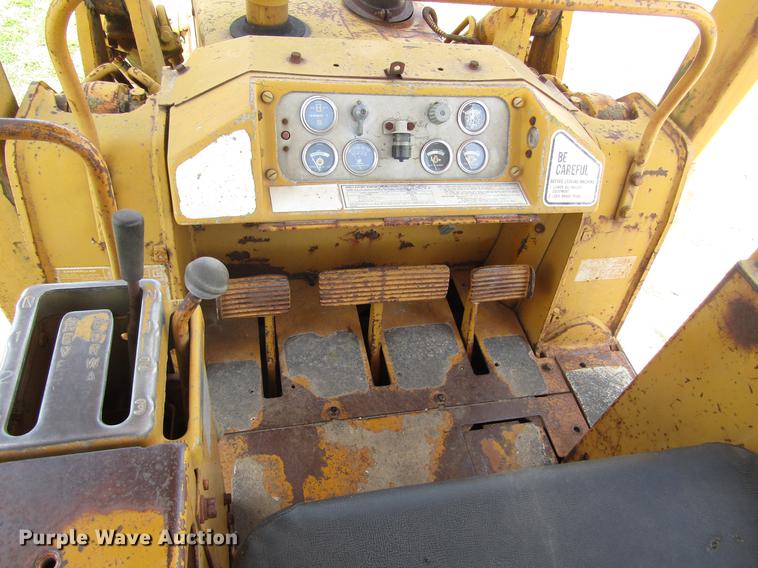 image for item DD7442 Caterpillar 951C track loader