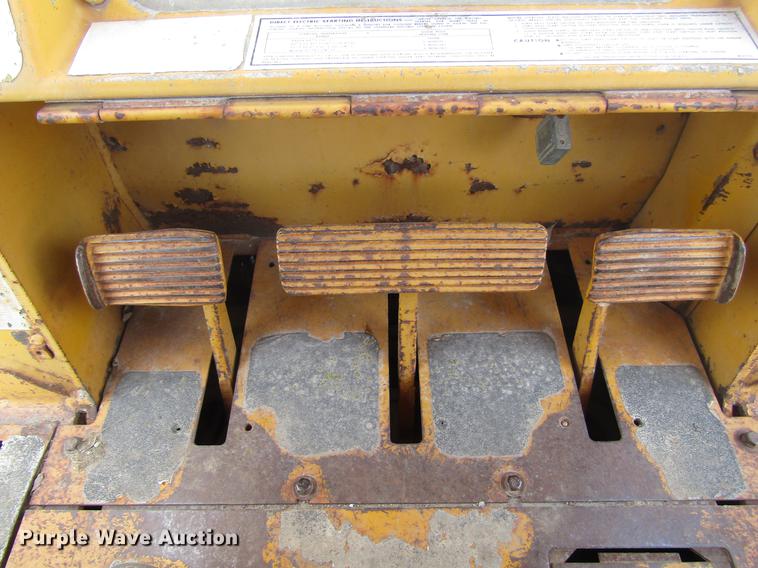 image for item DD7442 Caterpillar 951C track loader