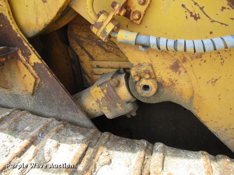 image for item DD7442 Caterpillar 951C track loader