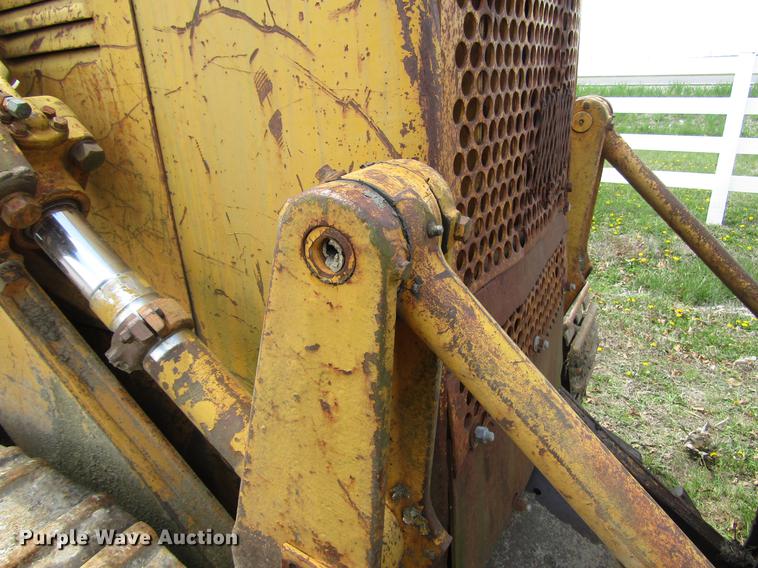 image for item DD7442 Caterpillar 951C track loader