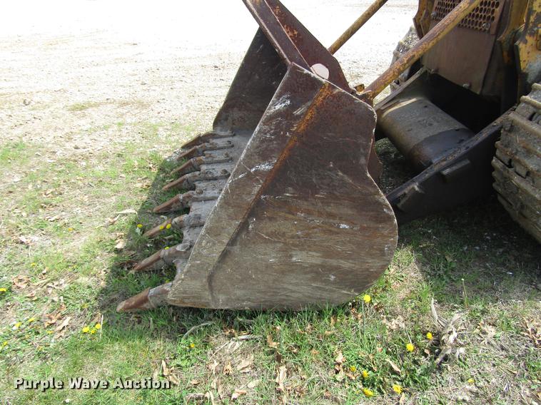 image for item DD7442 Caterpillar 951C track loader