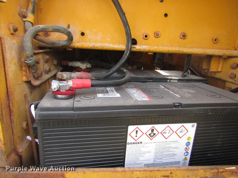 image for item DD7442 Caterpillar 951C track loader