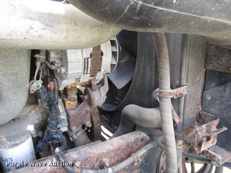 image for item DD7443 1993 GMC TopKick dump truck