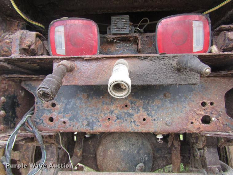 image for item DD7443 1993 GMC TopKick dump truck