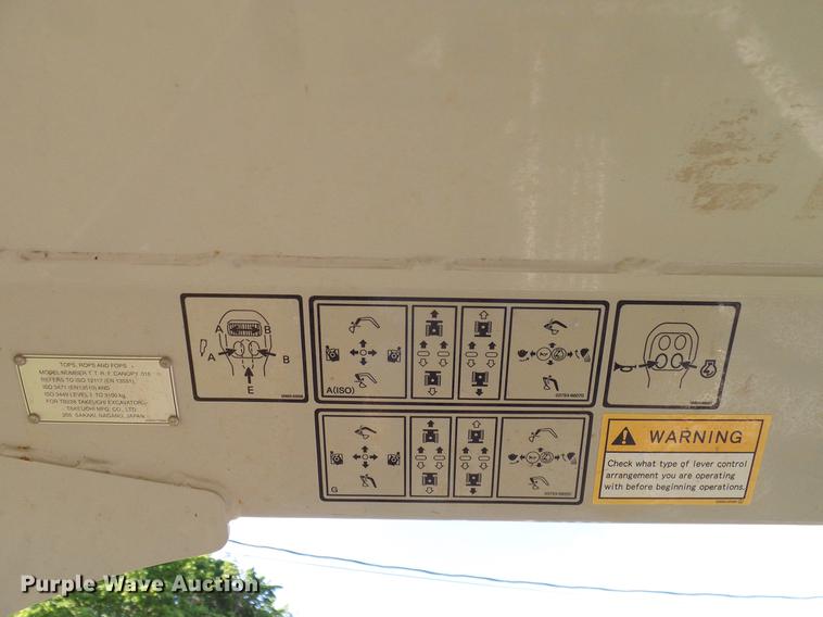 image for item DD8172 2013 Takeuchi TB228 mini excavator