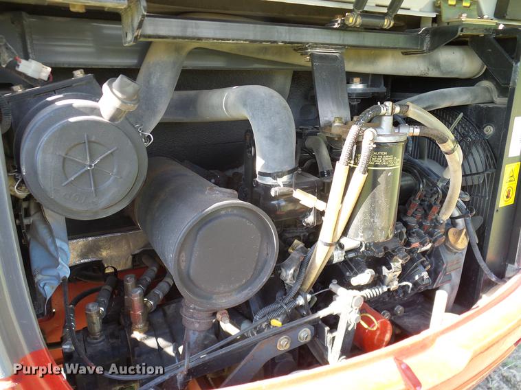 image for item DD8172 2013 Takeuchi TB228 mini excavator