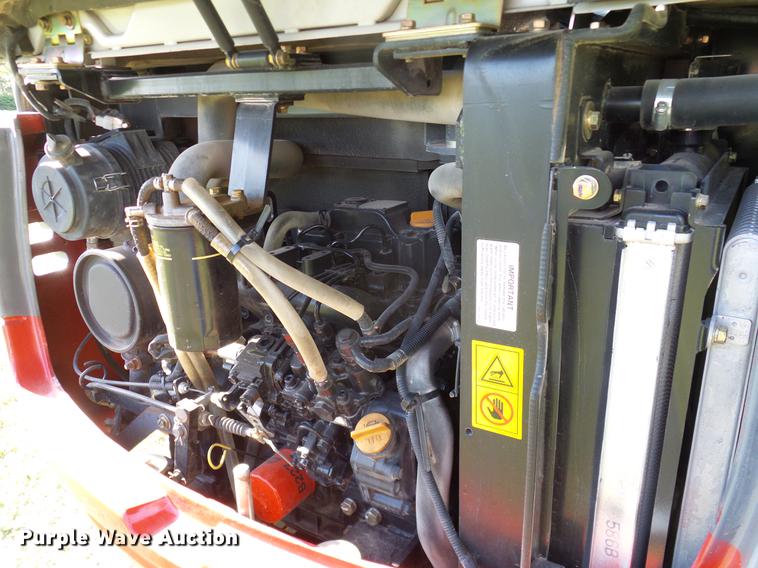 image for item DD8172 2013 Takeuchi TB228 mini excavator