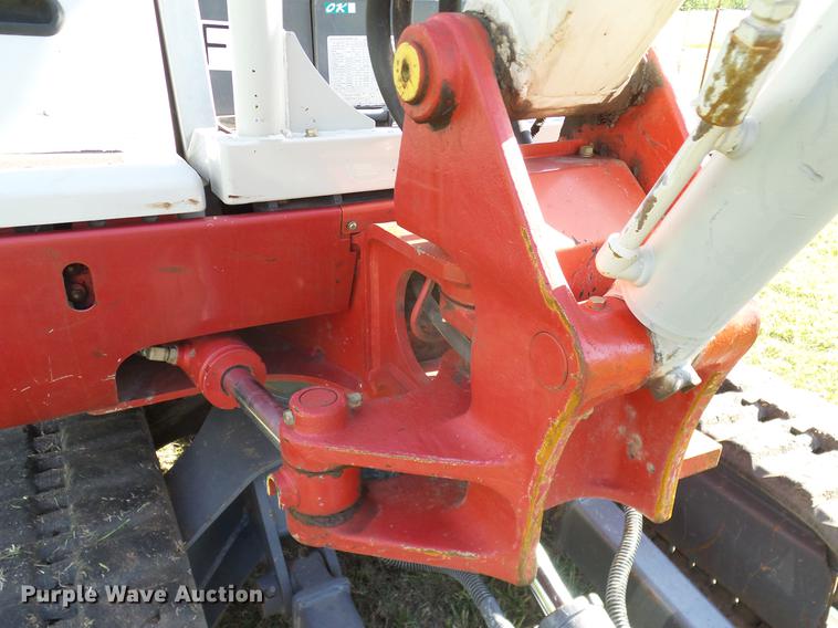 image for item DD8172 2013 Takeuchi TB228 mini excavator