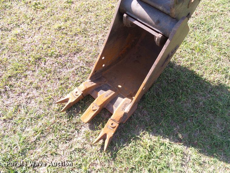 image for item DD8172 2013 Takeuchi TB228 mini excavator