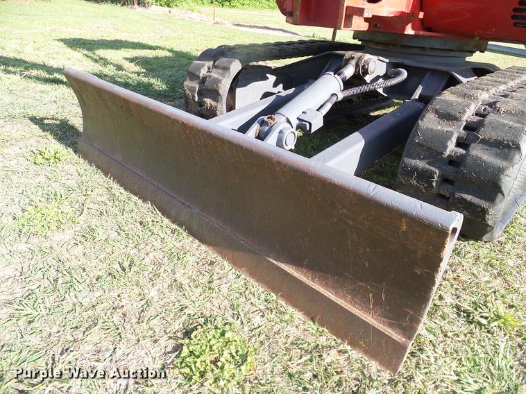 image for item DD8172 2013 Takeuchi TB228 mini excavator