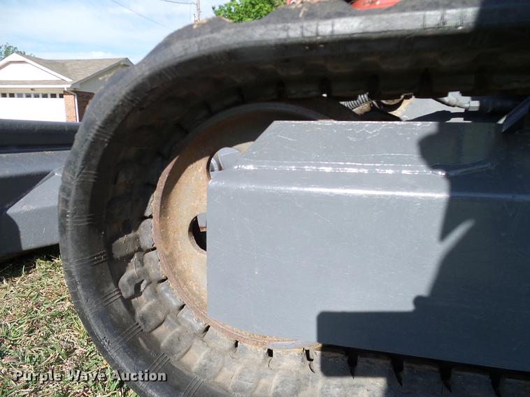 image for item DD8172 2013 Takeuchi TB228 mini excavator