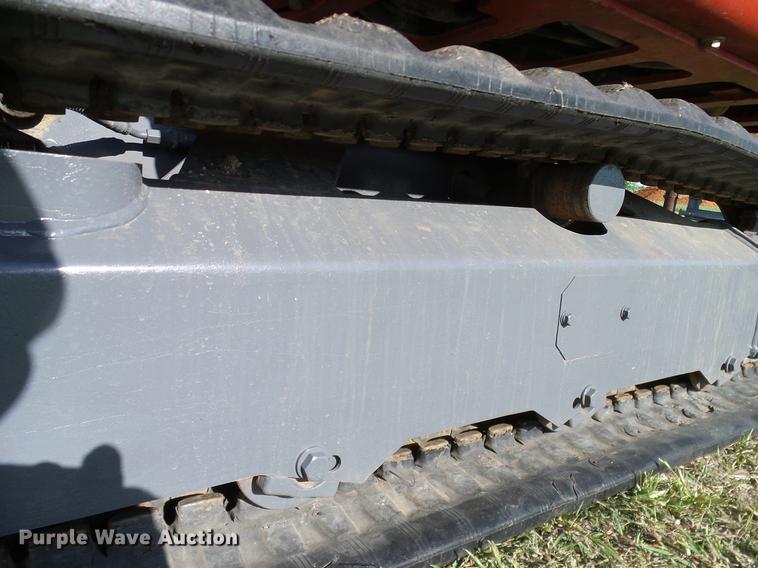 image for item DD8172 2013 Takeuchi TB228 mini excavator