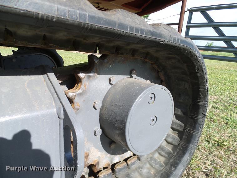 image for item DD8172 2013 Takeuchi TB228 mini excavator