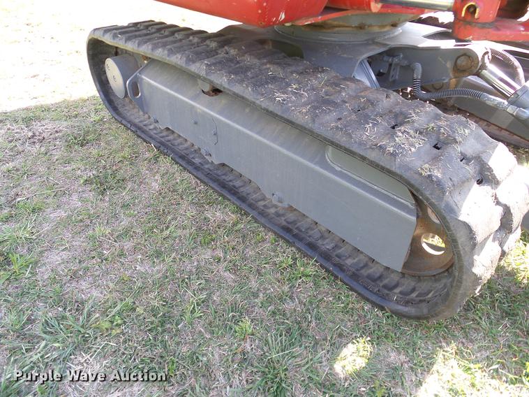 image for item DD8172 2013 Takeuchi TB228 mini excavator