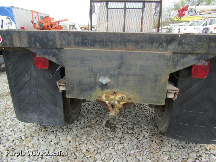 image for item DD8416 1985 Ford 8000 flatbed truck