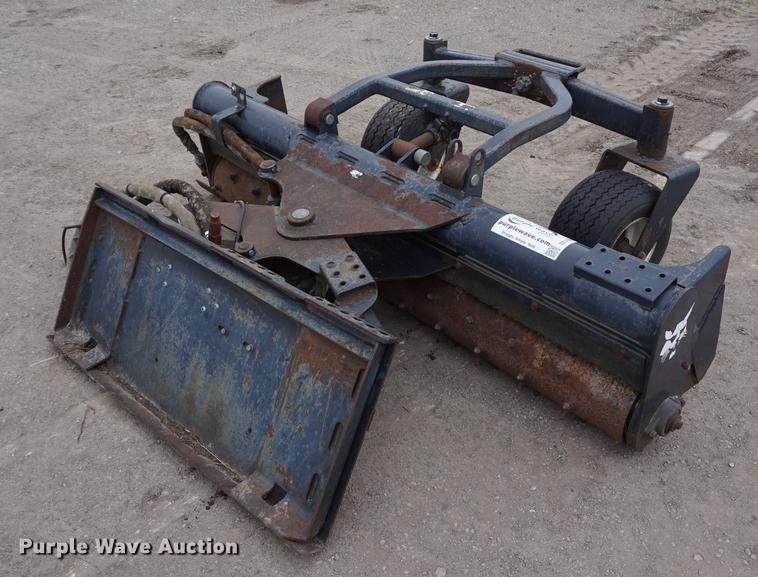 image for item DE3284 Bobcat skid steer soil conditioner