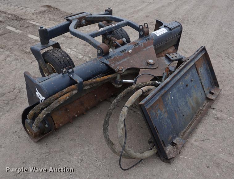 image for item DE3284 Bobcat skid steer soil conditioner