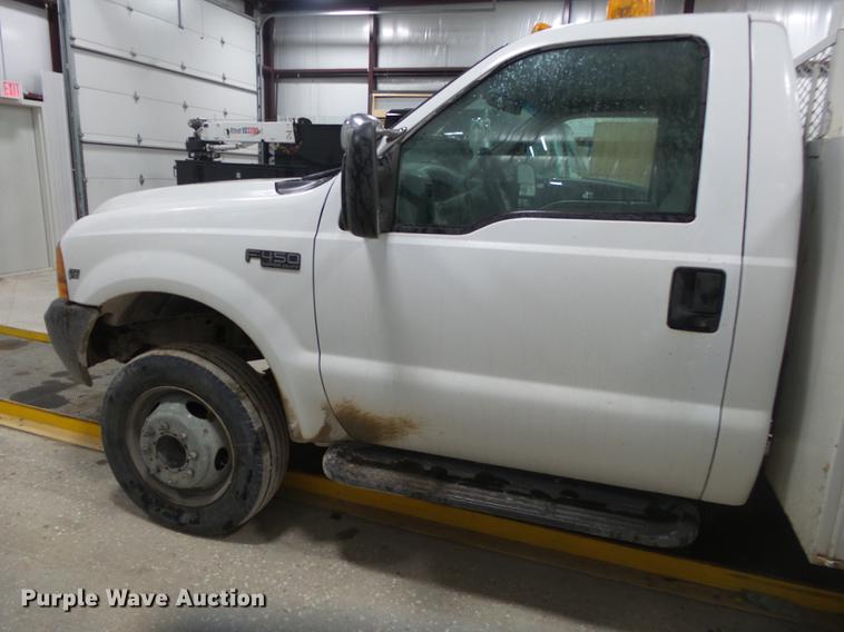 image for item DE3627 1999 Ford F450 utility truck