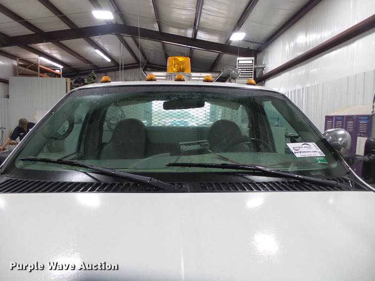 image for item DE3627 1999 Ford F450 utility truck