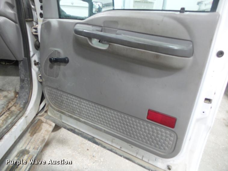 image for item DE3627 1999 Ford F450 utility truck