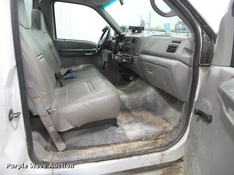 image for item DE3627 1999 Ford F450 utility truck
