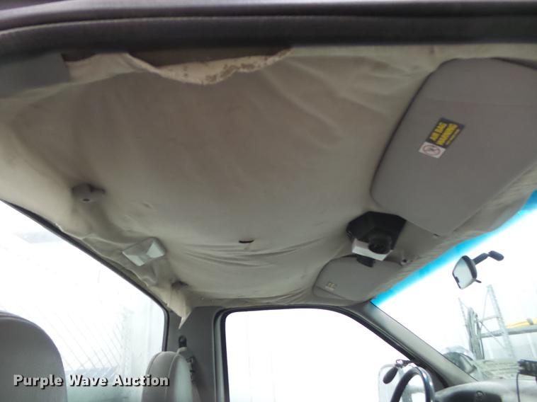 image for item DE3627 1999 Ford F450 utility truck