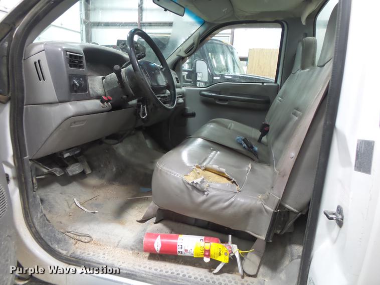 image for item DE3627 1999 Ford F450 utility truck