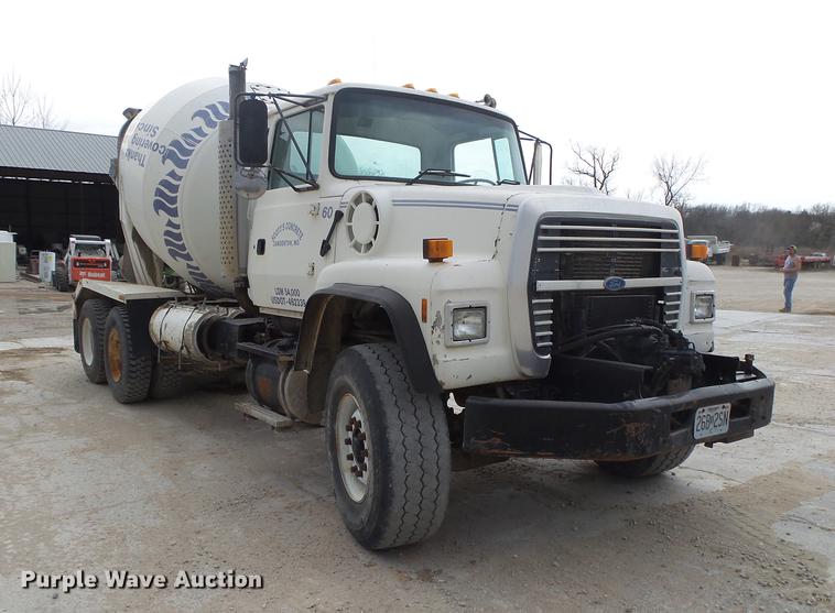 image for item DE3628 1997 Ford LT8000 ready mix truck