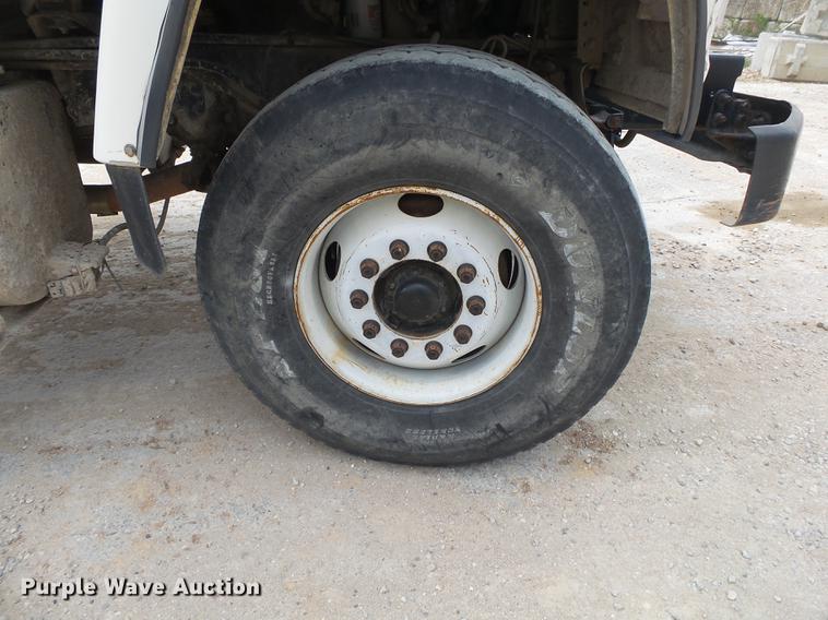 image for item DE3628 1997 Ford LT8000 ready mix truck