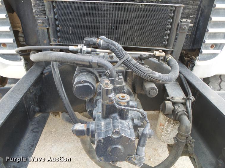 image for item DE3628 1997 Ford LT8000 ready mix truck