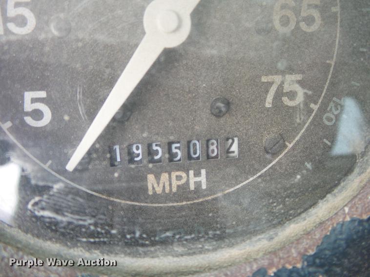 image for item DE3628 1997 Ford LT8000 ready mix truck