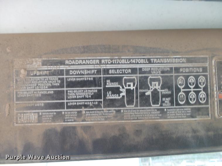 image for item DE3628 1997 Ford LT8000 ready mix truck