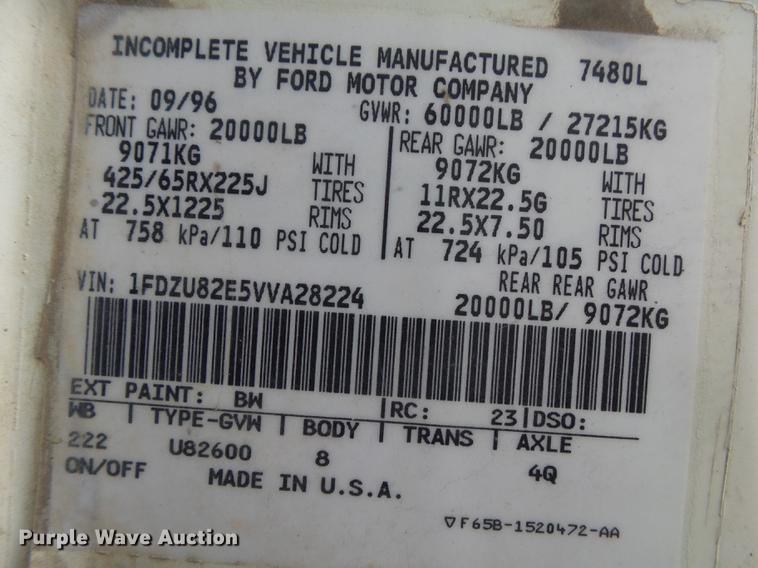 image for item DE3628 1997 Ford LT8000 ready mix truck