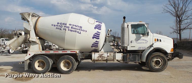 image for item DE3629 1999 Sterling L8513 ready mix truck