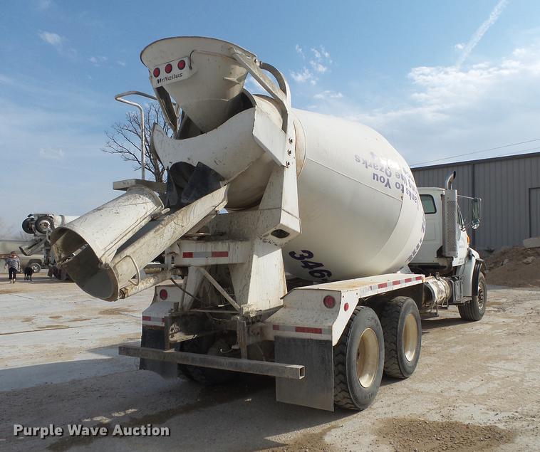 image for item DE3629 1999 Sterling L8513 ready mix truck