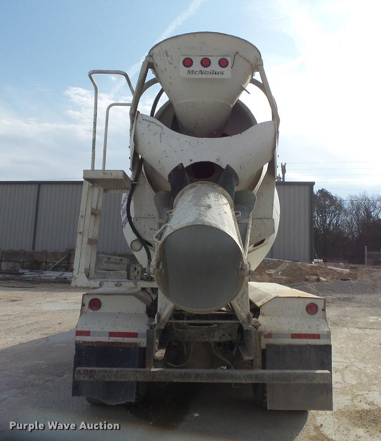 image for item DE3629 1999 Sterling L8513 ready mix truck