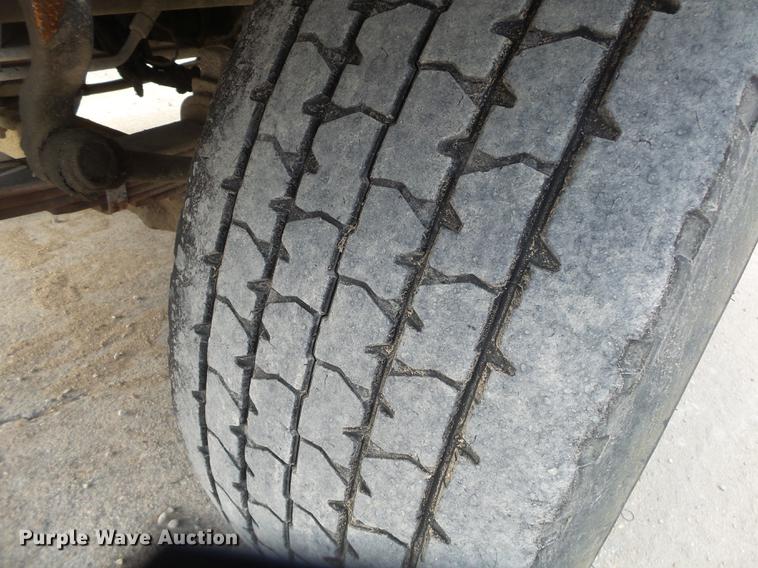 image for item DE3629 1999 Sterling L8513 ready mix truck