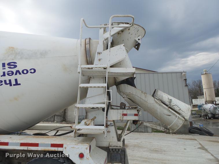 image for item DE3629 1999 Sterling L8513 ready mix truck