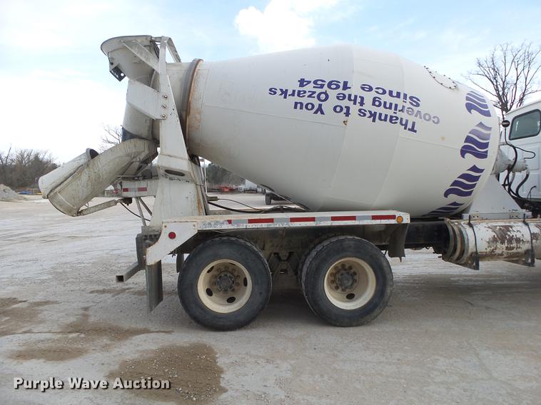 image for item DE3629 1999 Sterling L8513 ready mix truck