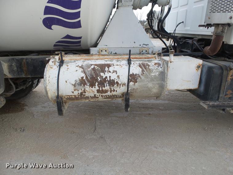 image for item DE3629 1999 Sterling L8513 ready mix truck