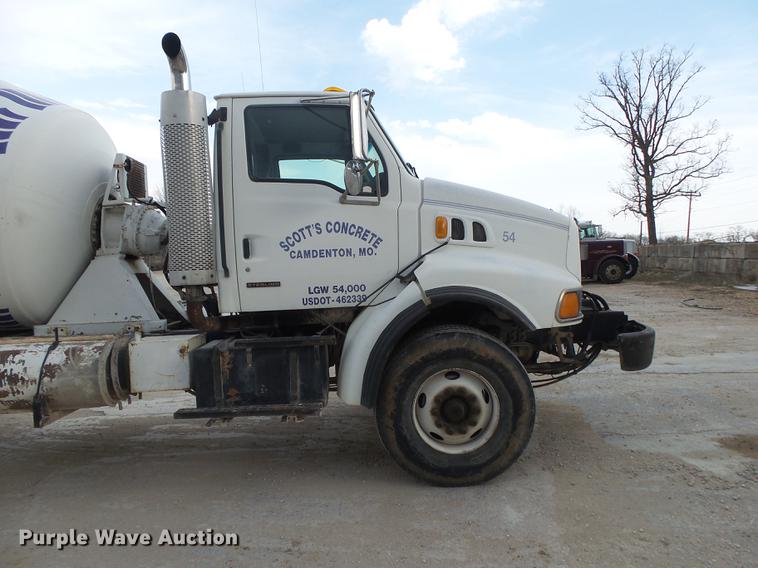 image for item DE3629 1999 Sterling L8513 ready mix truck