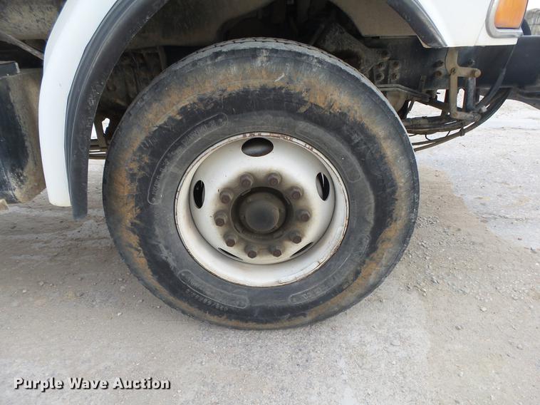 image for item DE3629 1999 Sterling L8513 ready mix truck