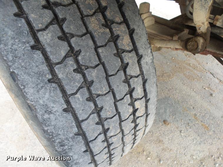 image for item DE3629 1999 Sterling L8513 ready mix truck