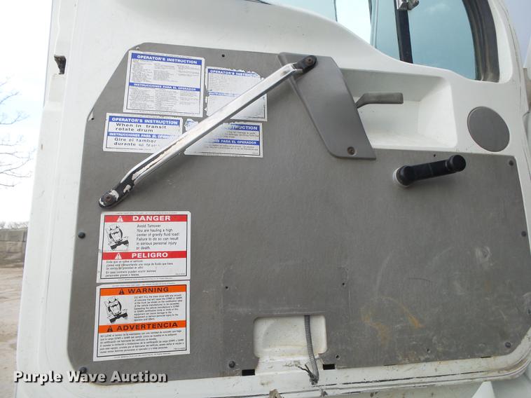 image for item DE3629 1999 Sterling L8513 ready mix truck