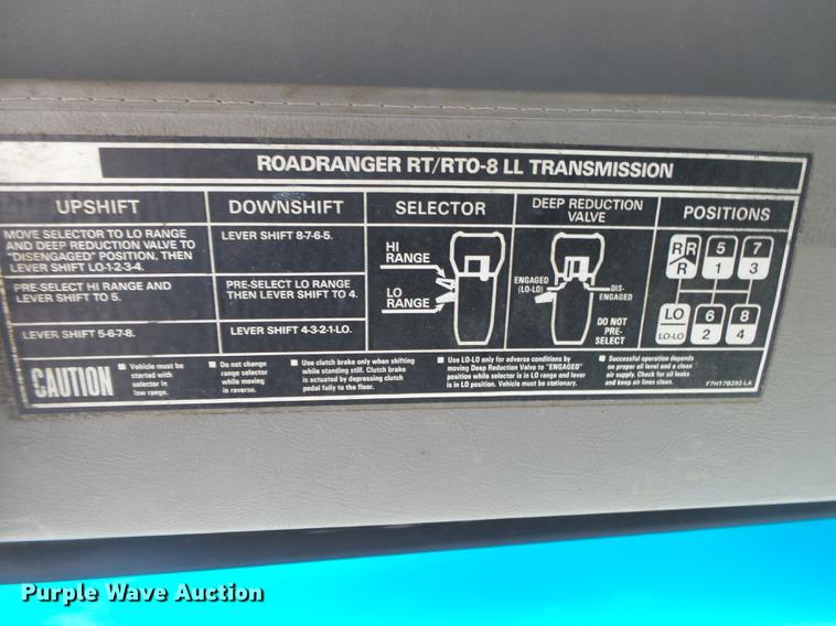 image for item DE3629 1999 Sterling L8513 ready mix truck