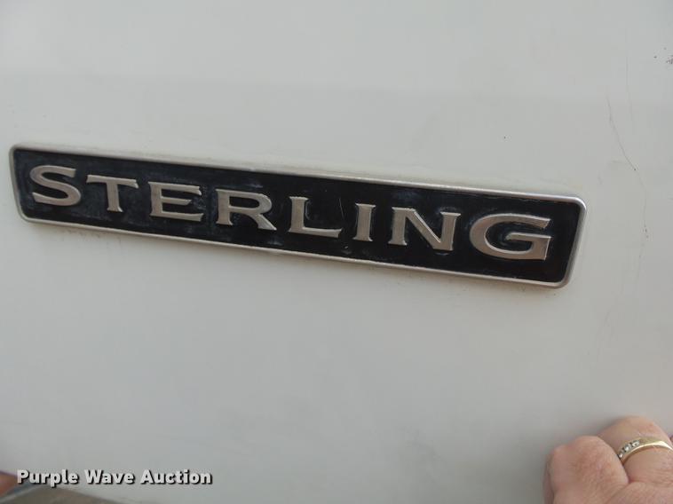 image for item DE3629 1999 Sterling L8513 ready mix truck