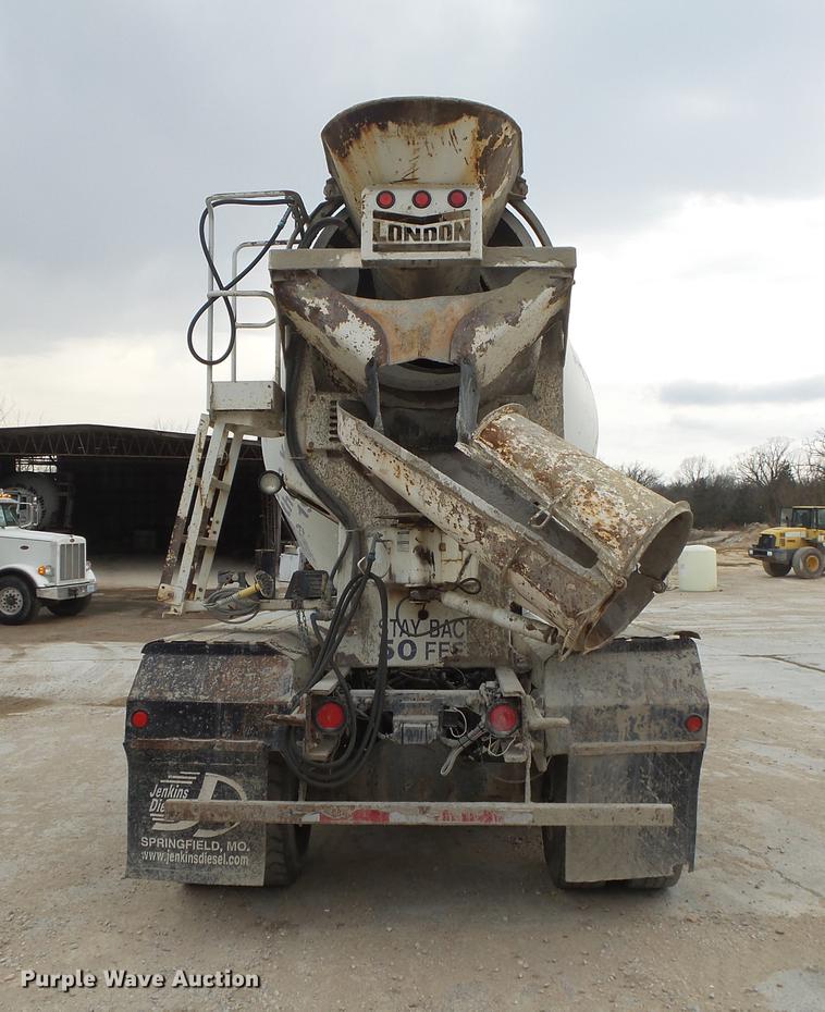 image for item DE3630 2004 Sterling L8500 ready mix truck