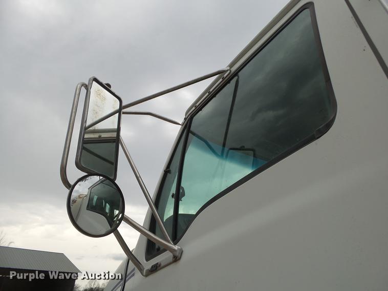 image for item DE3630 2004 Sterling L8500 ready mix truck