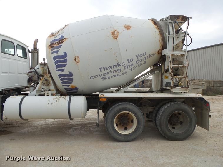 image for item DE3630 2004 Sterling L8500 ready mix truck
