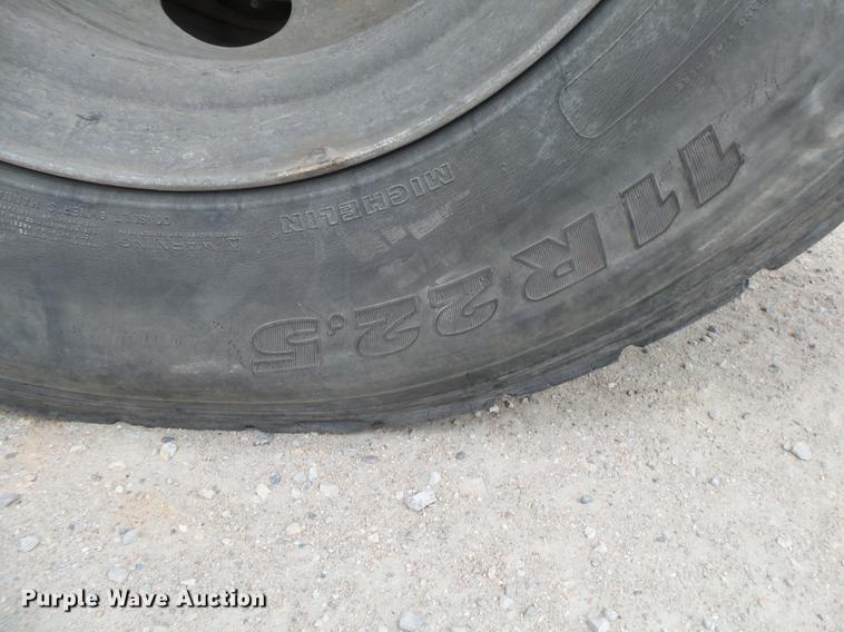 image for item DE3630 2004 Sterling L8500 ready mix truck